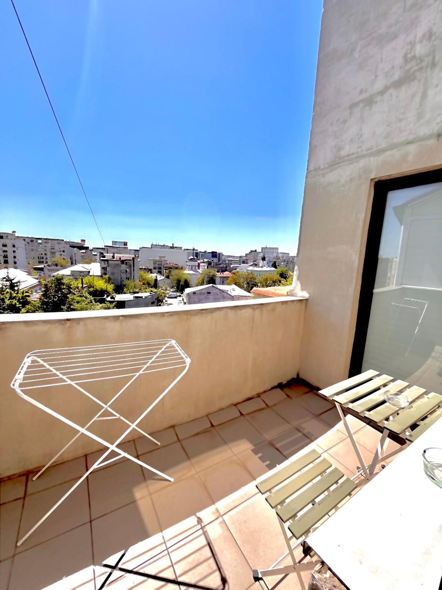 Downtown Unirii Square Private Economy With Shared Amenities * בוקרשט