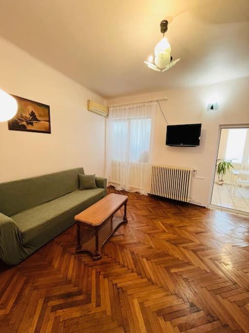 Downtown Unirii Square Private Economy With Shared Amenities